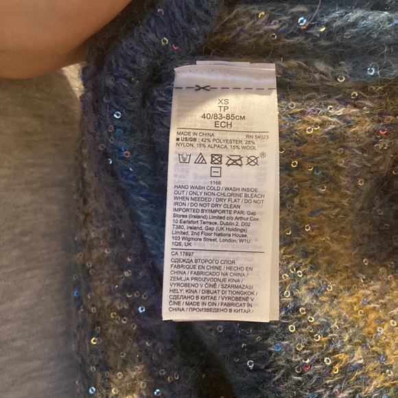 Banana Republic super cute sparkly colorful pullover sweater size XS - Picture 4 of 4